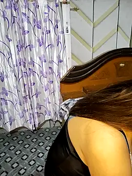 Snapshot of Anushka14321 chatting on 11/11/25, 02:50 Anushka14321 online show from 11/11/25, 02:50