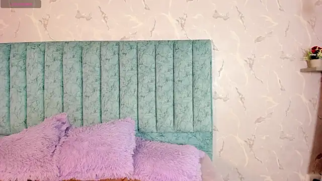 Saya Amaretto1 online show from 10/03/25, 08:44