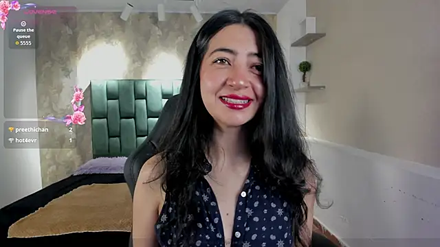 Saya Amaretto1 online show from 01/05/26, 07:39