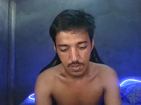 RowyCam online show from 11/03/25, 11:59