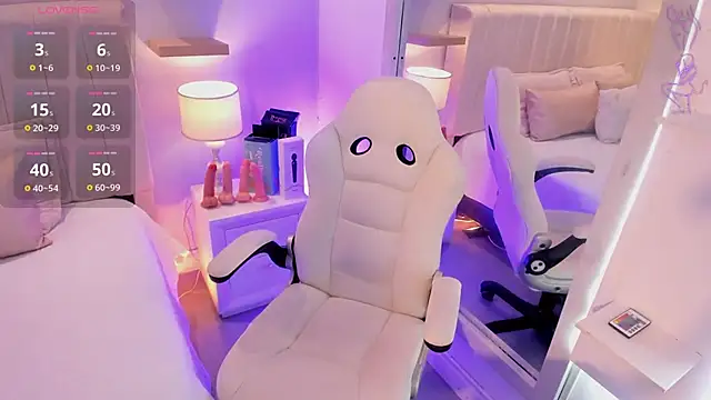 manyaa  online show from 04/07/26, 07:36