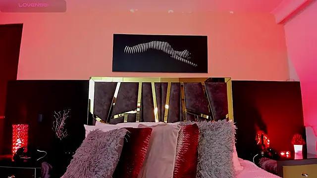 ScarletTorres online show from 11/27/25, 06:10