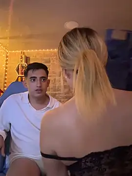 Melissa coll online show from 12/04/25, 06:01