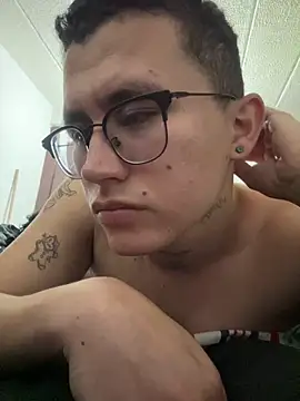 Kurtxxx22 online show from 03/21/26, 04:50