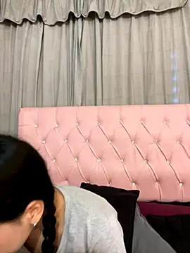 samanthadeluxe1 online show from 10/10/25, 07:02