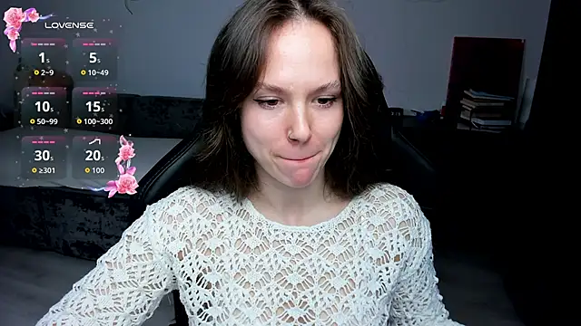 cute little ass online show from 04/17/26, 04:10