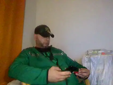 Snapshot of SmokedAlloy2 chatting on 01/31/26, 11:36 SmokedAlloy2 online show from 01/31/26, 11:36