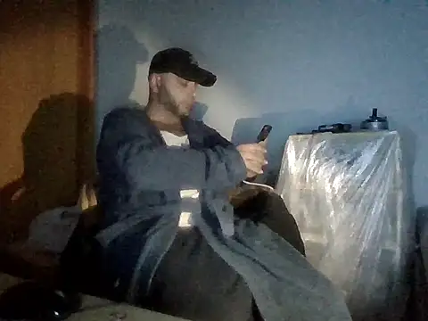 Snapshot of SmokedAlloy2 chatting on 02/08/26, 11:41 SmokedAlloy2 online show from 02/08/26, 11:41