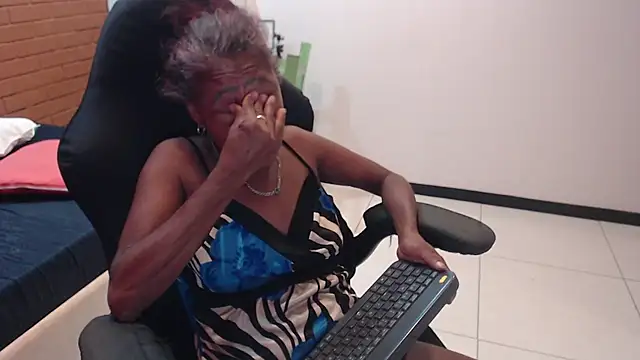 JackyHotBlack online show from 11/06/25, 12:00