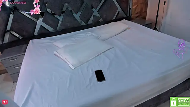 Selene  Lopez  online show from 03/31/26, 07:47