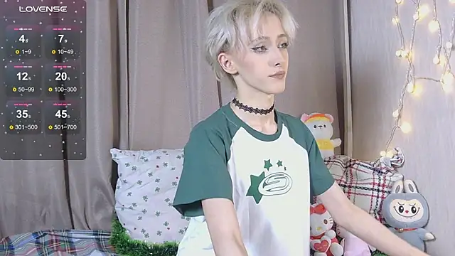 NextVibe  online show from 12/05/25, 06:37