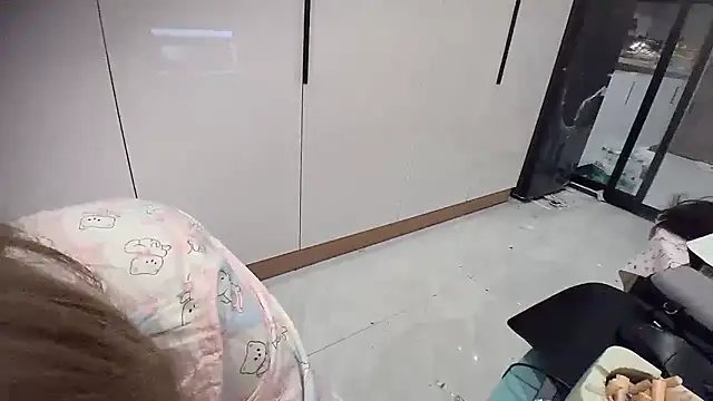 Snapshot of momo-2580 chatting on 11/06/25, 12:06 momo-2580 online show from 11/06/25, 12:06