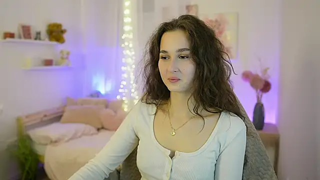 Annita Grey online show from 12/15/25, 07:40