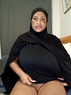 Sweetbxxx24 online show from 03/13/26, 06:14