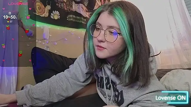 Miko Meow online show from 04/20/26, 03:48