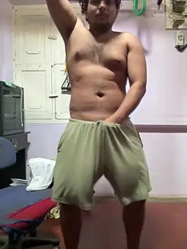 Snapshot of Kira_1413 chatting on 11/12/25, 06:14 Kira 1413 online show from 11/12/25, 06:14