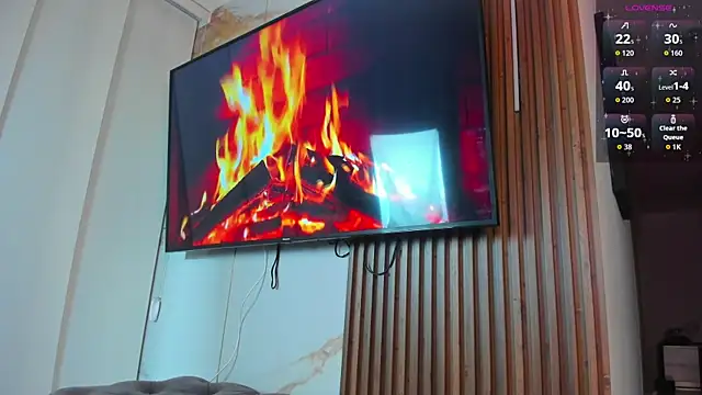 Michelle Ferrerr online show from 04/17/26, 10:29