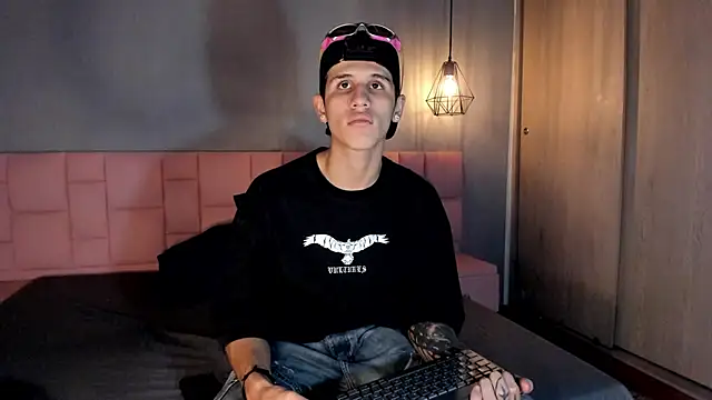  realwav online show from 11/20/25, 05:01