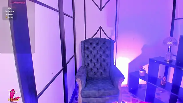 NahomiRichards  online show from 01/11/26, 04:50