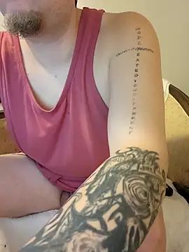 Snapshot of matty244 chatting on 02/15/26, 11:12 matty244 online show from 02/15/26, 11:12