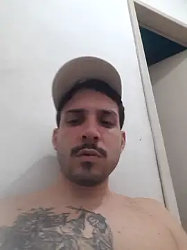 Snapshot of branquintatto chatting on 11/06/25, 12:06 branquintatto online show from 11/06/25, 12:06