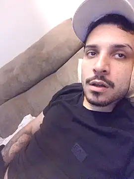 Snapshot of branquintatto chatting on 11/08/25, 05:29 branquintatto online show from 11/08/25, 05:29