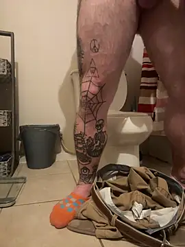 bearcub300 online show from 10/09/25, 02:53