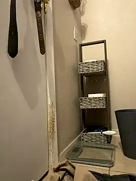 bearcub300 online show from 10/30/25, 10:54