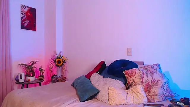 Theevae online show from 11/16/25, 12:16