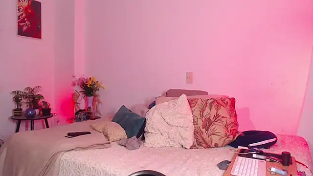 Theevae online show from 11/22/25, 03:49