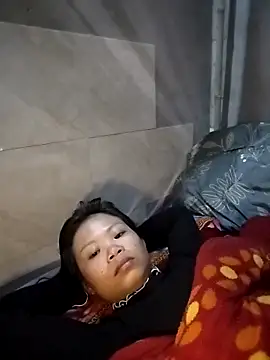 LinhNa999 online show from 02/08/26, 06:28