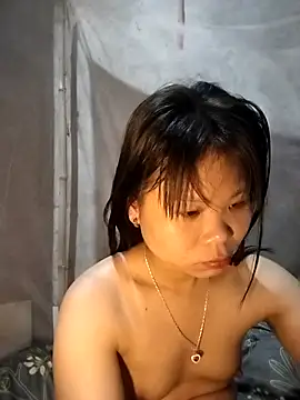 LinhNa999 online show from 02/14/26, 01:57