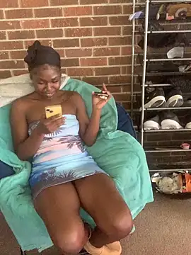 sprinklingfairy online show from 10/27/25, 03:38