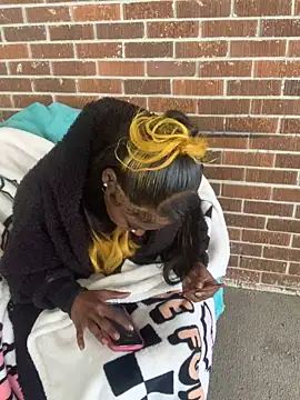 sprinklingfairy online show from 12/01/25, 04:56