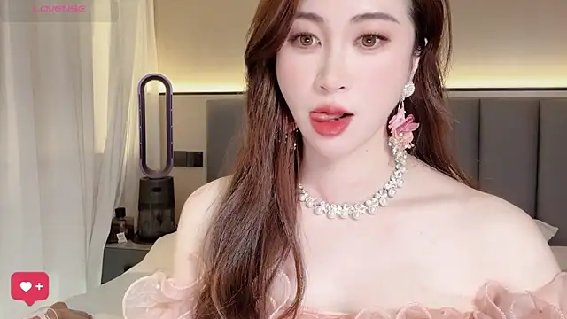Snapshot of wuyueaini chatting on 05/10/26, 06:40 wuyueaini online show from 05/10/26, 06:40
