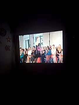 sweetsinisabella online show from 10/04/25, 09:18