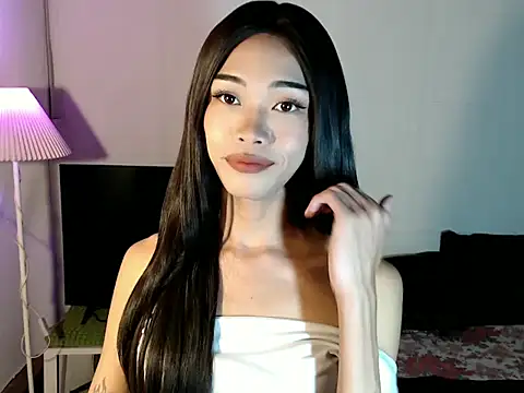 holyakiesha online show from 05/24/26, 10:31