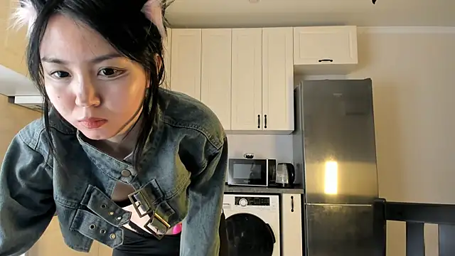 Snapshot of kawai_mai chatting on 07/08/26, 01:59 kawai mai online show from 07/08/26, 01:59