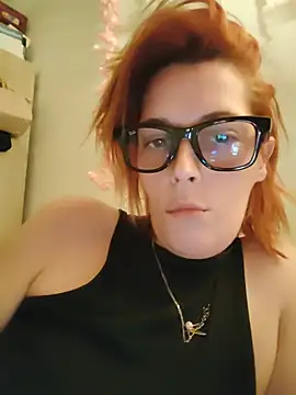 Snapshot of Mila_Luciphya chatting on 05/22/26, 12:18 Mila Luciphya online show from 05/22/26, 12:18
