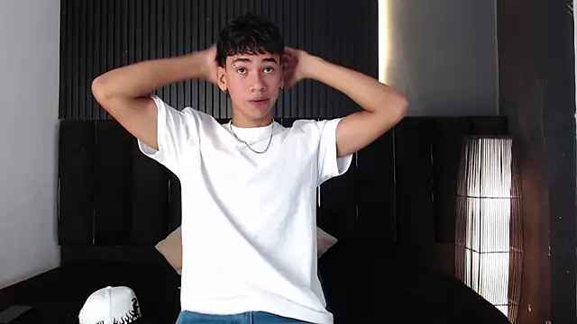 Dominic ghost online show from 12/15/25, 11:09