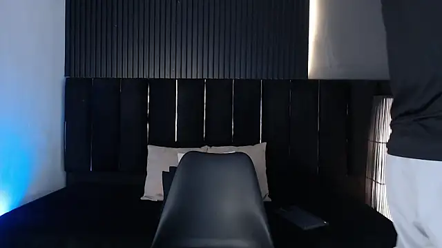 Dominic ghost online show from 01/08/26, 03:42