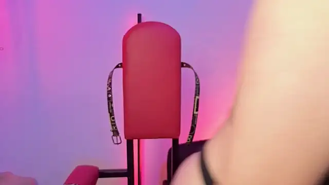 elowen halley1 online show from 02/28/26, 07:04