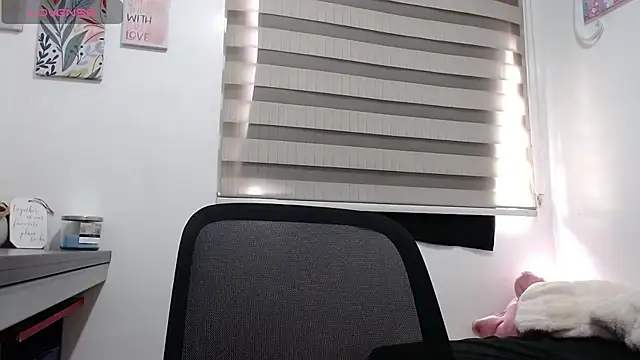 samanta-rosee online show from 09/17/25, 03:03