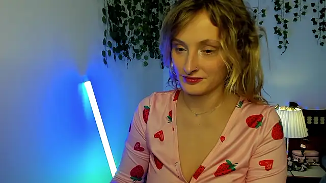 Ariana Spring online show from 01/16/26, 03:05