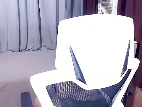 Sassy-Margaux online show from 10/28/25, 03:36