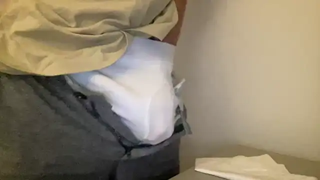 Snapshot of peterpapiNL chatting on 11/19/25, 06:30 peterpapiNL online show from 11/19/25, 06:30