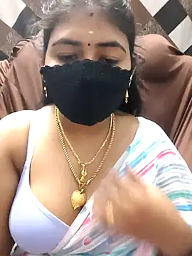 Snapshot of Tamil_Lotus chatting on 07/05/26, 05:31 Tamil Lotus online show from 07/05/26, 05:31