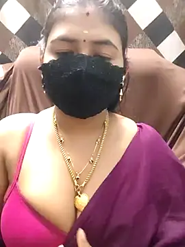 Snapshot of Tamil_Lotus chatting on 07/09/26, 05:39 Tamil Lotus online show from 07/09/26, 05:39