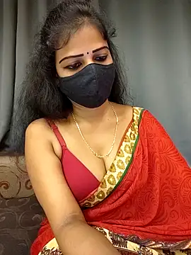 Snapshot of Misss-julli chatting on 09/20/25, 07:20 Misss-julli online show from 09/20/25, 07:20