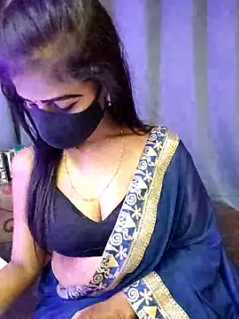 Snapshot of Misss-julli chatting on 03/26/26, 04:12 Misss-julli online show from 03/26/26, 04:12